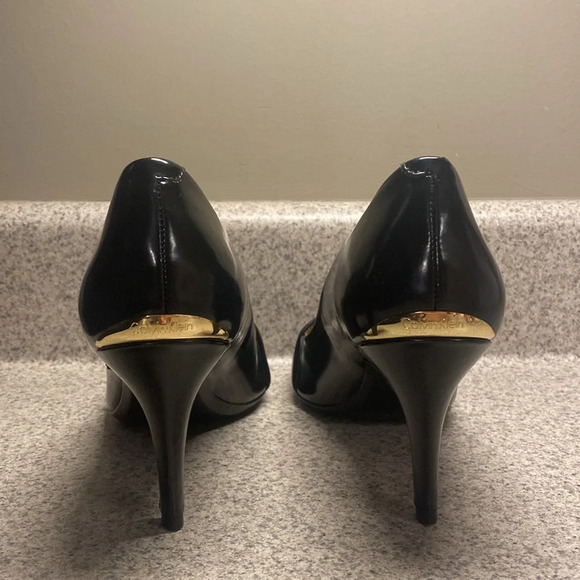 Calvin Klein Peep Toe Heel Size 8 - Picture 2 of 5